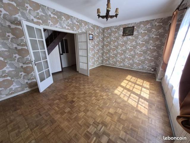 Propriété 6 pièces 174 m²
