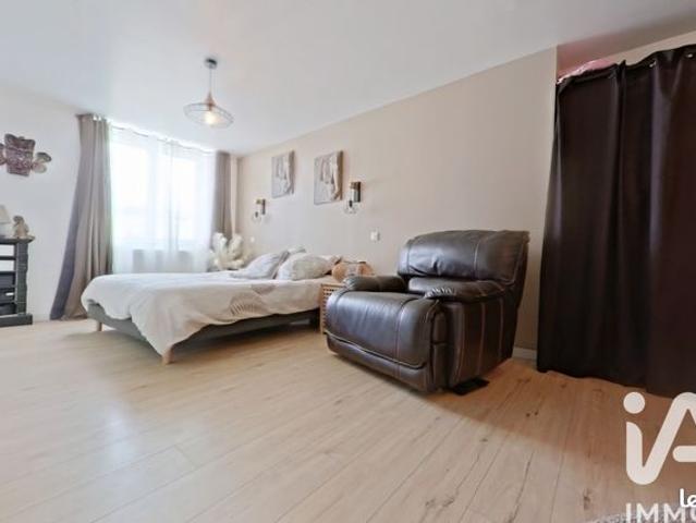 Propriété 6 pièces 186 m²