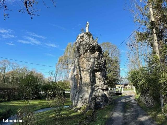 Propriété 6 pièces 180 m²