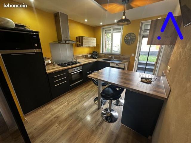 Propriété 6 pièces 180 m²