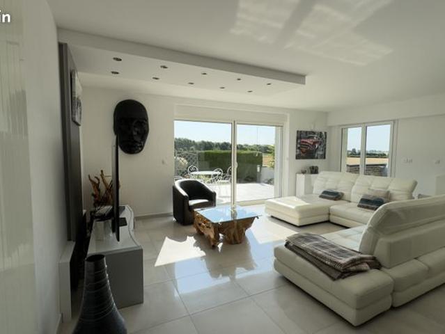 Propriété 6 pièces 205 m²