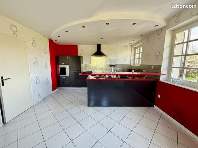 Propriété 6 pièces 205 m²