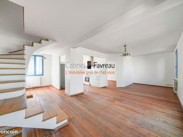 Propriété 6 pièces 207 m²