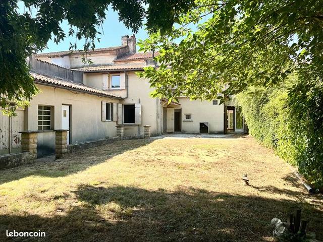 Propriété 6 pièces 250 m²