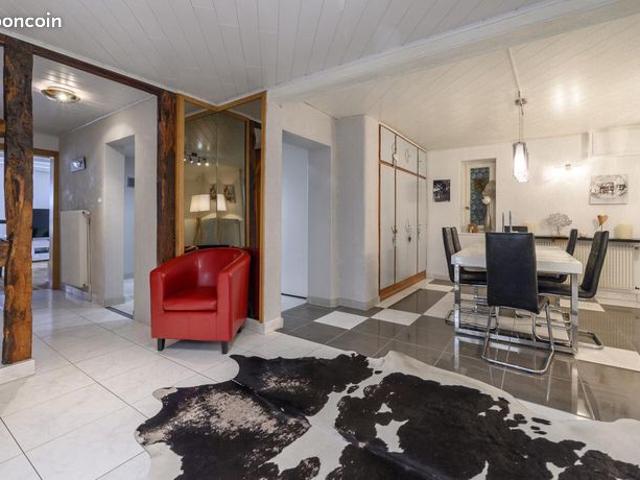 Propriété 6 pièces 405 m²