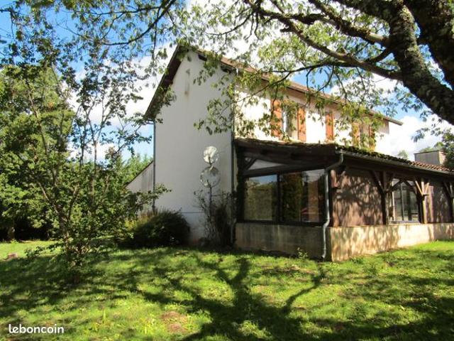 Propriété 8 pièces 155 m²