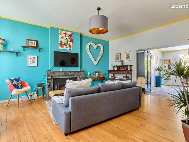 Propriété 8 pièces 164 m²