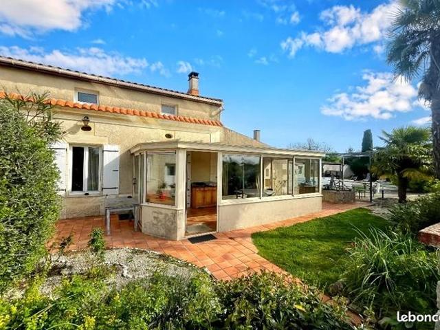 Propriété 8 pièces 185 m²
