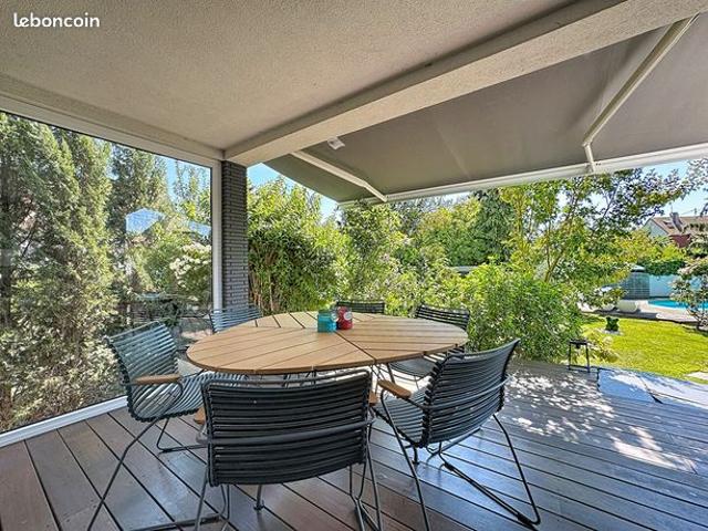 Propriété 8 pièces 193 m²