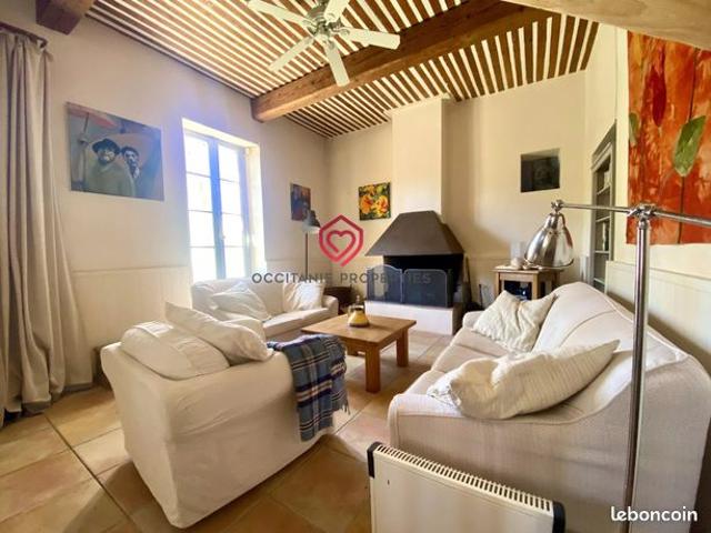 Propriété 8 pièces 230 m²