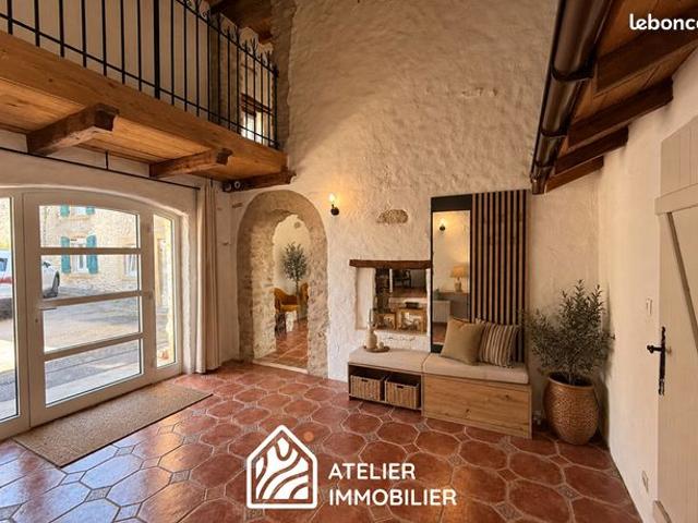 Propriété 8 pièces 252 m²