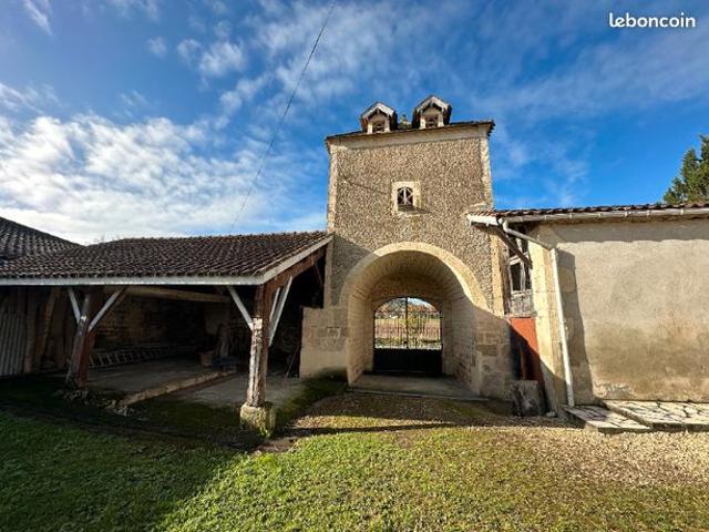 Propriété 8 pièces 266 m²