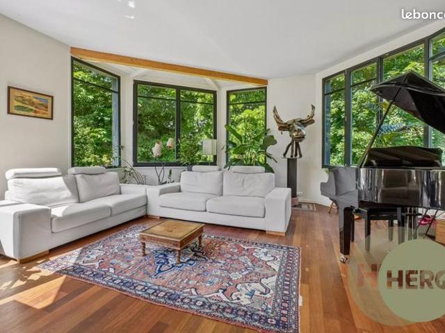 Propriété 8 pièces 280 m²