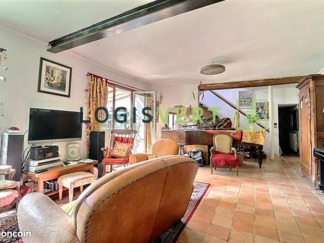 Propriété 8 pièces 308 m²