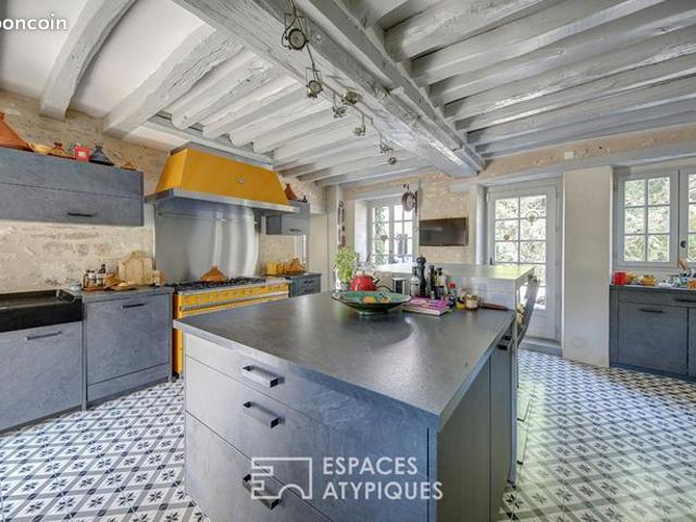 Propriété 8 pièces 336 m²