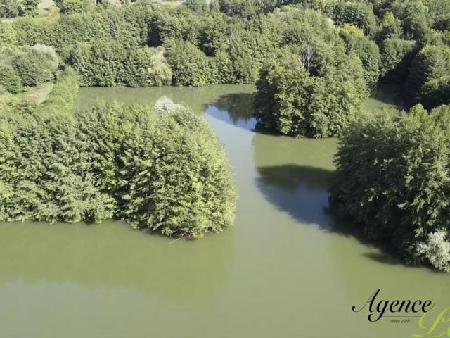Propriété 9,5 ha: maisons, moulin, dépendances, 3 étangs 330m² Vailly sur Sauldre