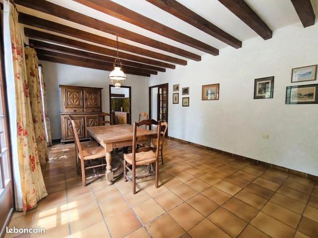 Propriété 9 pièces 173 m²