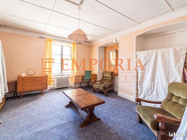 Propriété 9 pièces 185 m²