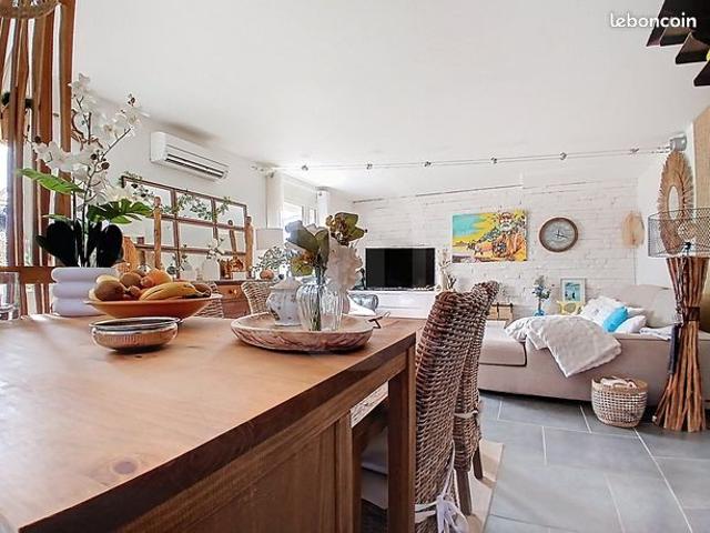 Propriété 9 pièces 234 m²