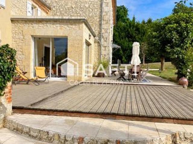 Propriété 9 pièces 356 m²