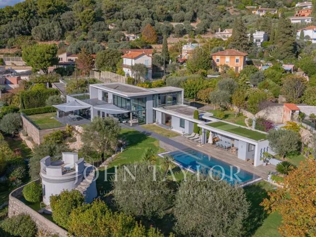 Propriete Contemporaine Au Panorama Unique 278m² Nice