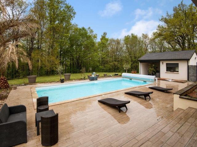 Propriété contemporaine d'exception environnement privilég. 224m² Ussac