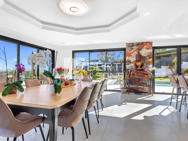 Propriete Contemporaine D'exception Vue Panoramique Mer Et. 330m² Mandelieu la Napoule