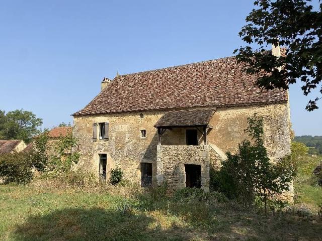 PROPRIETE Cette charmante bâtisse en pierre séduit par ses. 158m² Pressignac Vicq