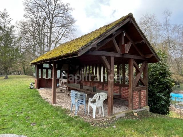 Propriété à vendre 13 pièces TANNERRE EN PUISAYE 89