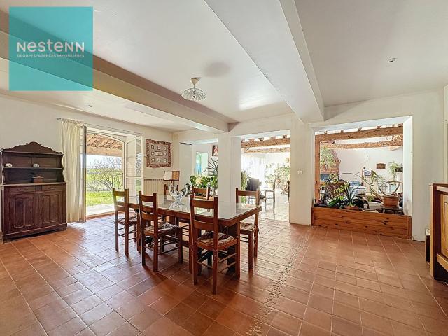 Propriété à vendre à 330 m2, avec dépendance, vue Pyrénées. 331m² Villefranche De Lauragais