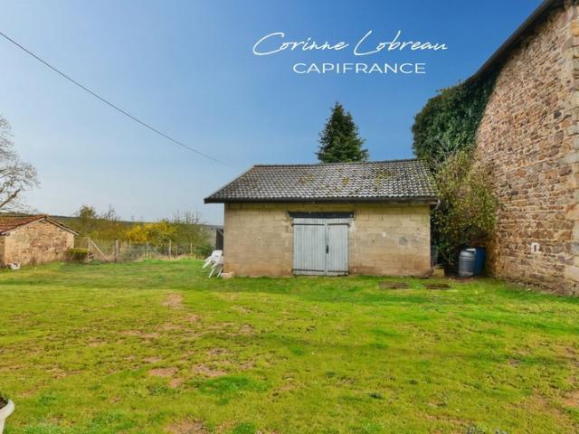 Proprieté à vendre à REGNIE DURETTE