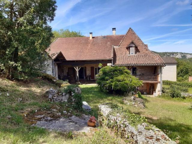 Propriete à vendre, lot de 3 maisons 398m² Arcambal