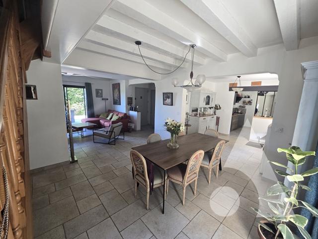 Propriété à fort potentiel au coeur du PérIgord Noir 186m² Carsac Aillac