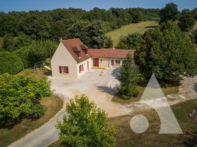 Propriété à fort potentiel au coeur du Périgord Noir 286m² Saint Cyprien