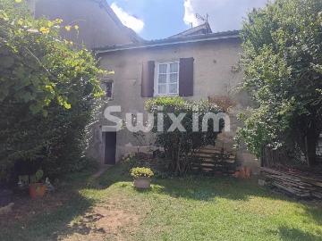 Propriété à rénover avec partie constructible 218m² Charly