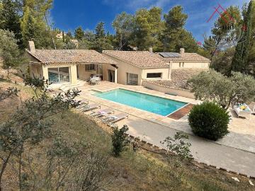 Propriété à Saint Saturnin Les Avignon 327 m2 327m² Saint Saturnin lès Avignon