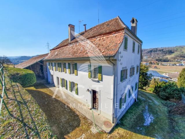 Propriété atypique hors zone à bâtir | Maison d'habitation + Rural