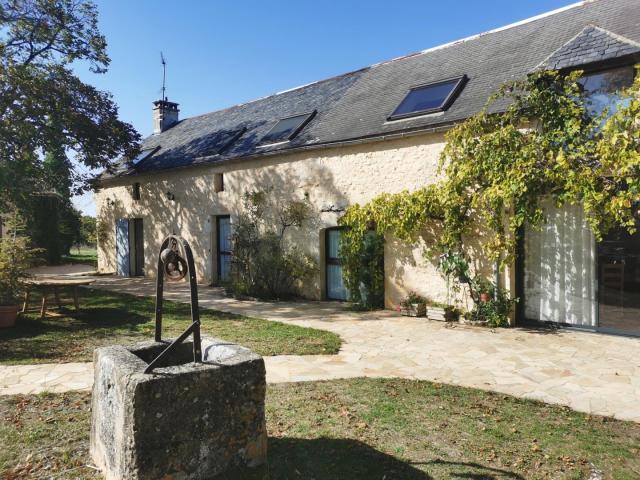 Propriété au coeur du Périgord Noir avec deux chambres d'hôt. 288m² Salignac Eyvigues