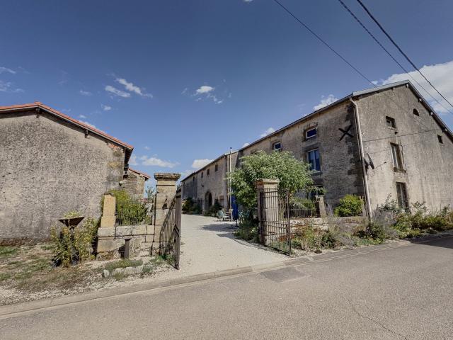 Propriété au charme d'antan de 287m2, Vosges
