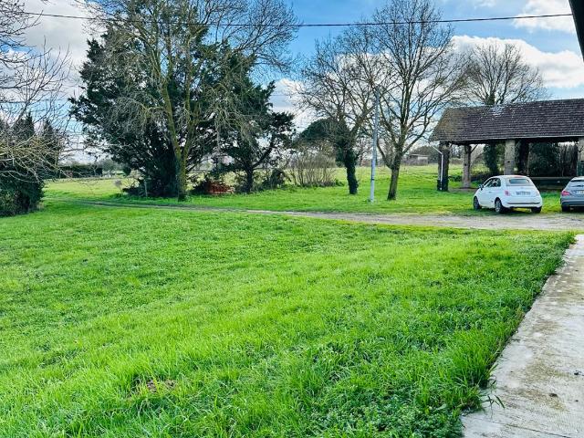 Propriete avec 8 ha 179m² L'Isle Jourdain