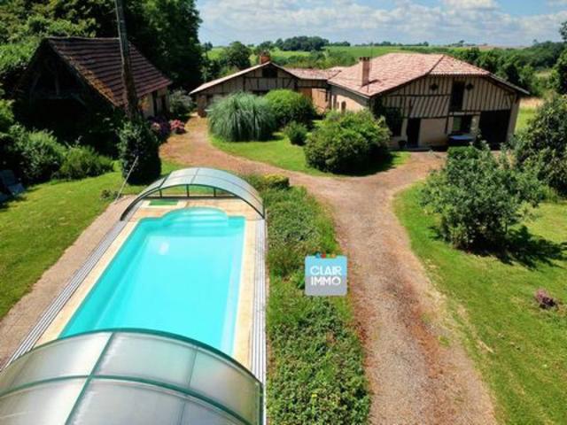 Propriété avec 2 gîtes indépen