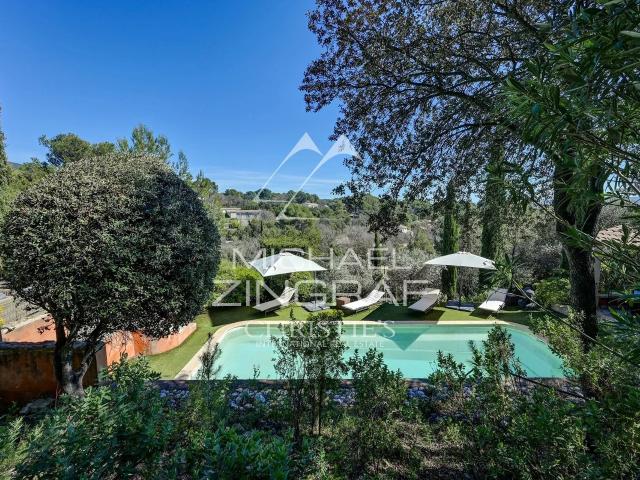 Propriété avec vue au calme 196m² Puget