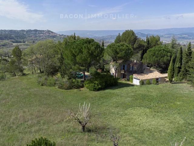 SOUS OFFRE D'ACHAT Propriété avec vue dominante à Bonnieux 146m² Bonnieux