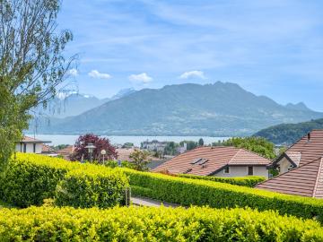Propriété avec vue lac et montagnes