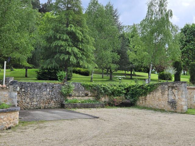 Propriété avec vue sur le village!
