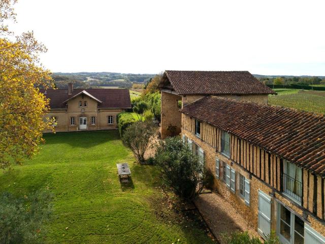 Propriété avec vues époustouflantes et une grande maison d'a. 645m² Vic Fezensac