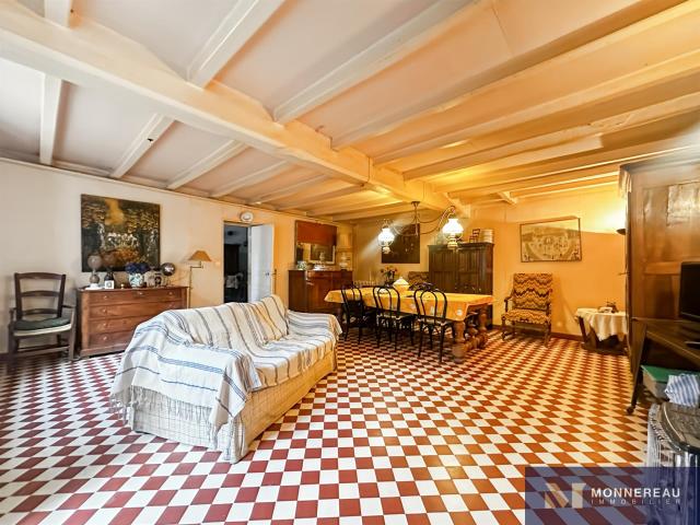 Propriete Avec Dependances Proche Barbezieux 250m² Saint Bonnet