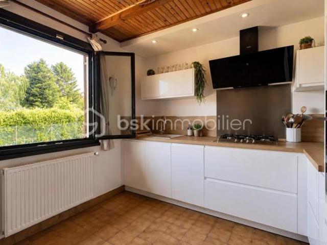 Propriété avec Deux Logements Mitoyens