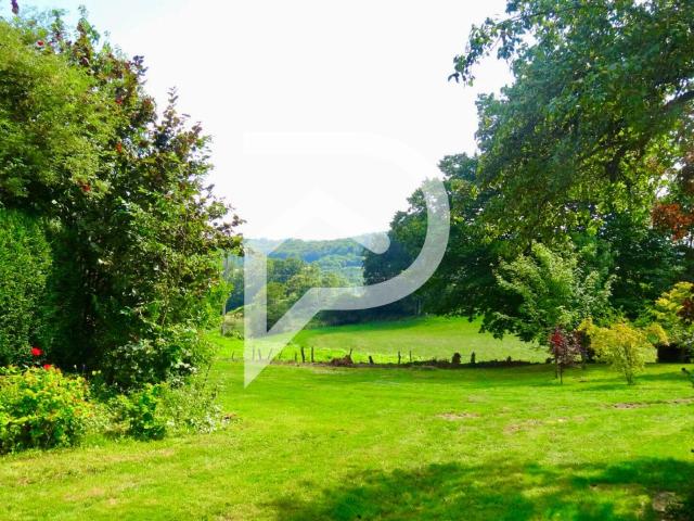 Propriété avec Gîte dans le Ségala 194m² Lauresses