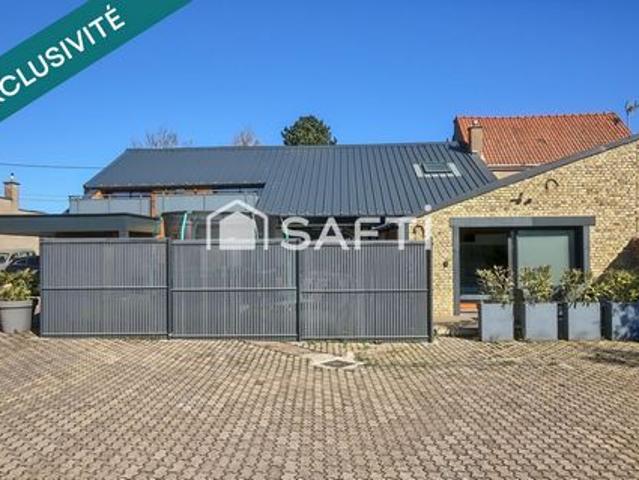 Propriété avec Loft, Terrasse, Spa privatif et trois appartements T2 avec terrasse, grand parking
